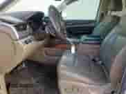 2018 Chevrolet Suburban Premier с VIN 1GNSKJKC8JR173544, выставлен на аукционе Copart как лот 71486535 с пробегом 120 999 миль миль и Чистый • Clean title. История ставок и продаж доступна на DreamBid. Изображение 7.