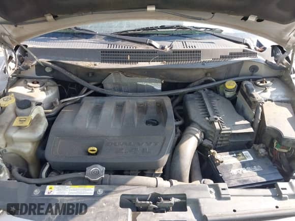 2008 Dodge Caliber R/T with VIN 1B3HB78K08D695470, listed as a IAAI auction lot 42592080 with 167,345 mi miles and . Bid and sale history available at DreamBid. Image 10.