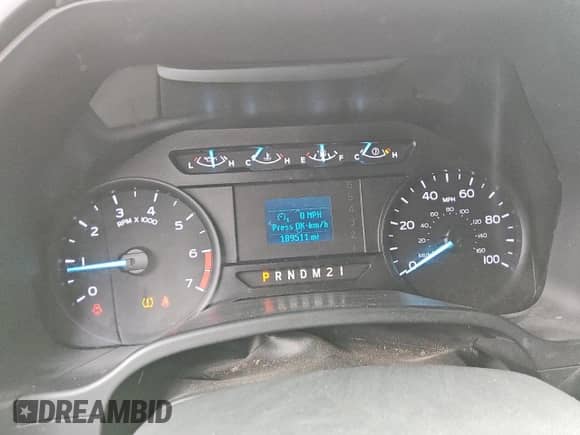 2018 Ford F-250 XL z VIN 1FT7W2A67JEC45748, wystawiony jako Copart lot #54447895 z przebiegiem 189 511 mil mil oraz Czysty tytuł • Clean title. Historia ofert i sprzedaży dostępna na DreamBid. Obrazek 9.