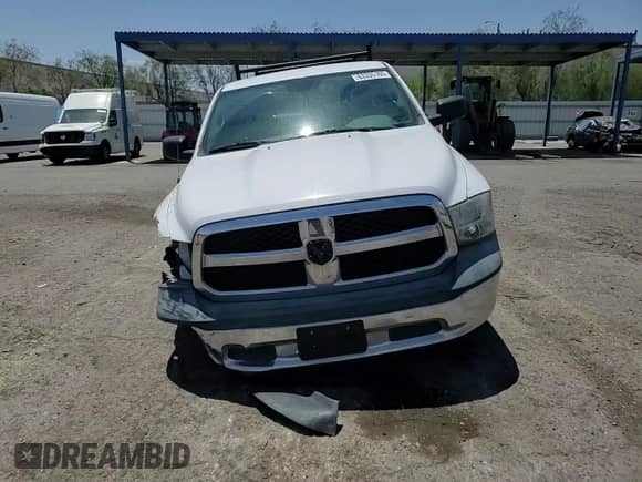 2016 Ram 1500 Tradesman z VIN 1C6RR7FT7GS142455, wystawiony jako Copart lot #63335105 z przebiegiem 122 161 mil mil oraz Szkoda całkowita • Salvage title. Historia ofert i sprzedaży dostępna na DreamBid. Obrazek 13.