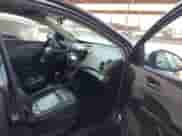 2014 Chevrolet Sonic LTZ с VIN 1G1JE5SG3E4125029, выставлен на аукционе IAAI как лот 42475314 с пробегом 153 830 миль миль и . История ставок и продаж доступна на DreamBid. Изображение 5.