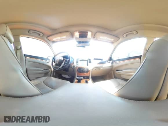 2014 Chrysler 300 C with VIN 2C3CCAKG8EH120530, listed as a Copart auction lot 70986865 with 136,519 mi miles and Salvage title. Bid and sale history available at DreamBid. Image 14.