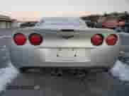 2011 Chevrolet Corvette 2LT z VIN 1G1YF2DWXB5112489, wystawiony jako Copart lot #44783725 z przebiegiem Nie podano mil oraz Szkoda całkowita • Salvage title. Historia ofert i sprzedaży dostępna na DreamBid. Obrazek 6.