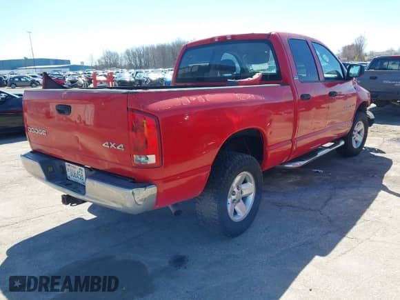 2002 Dodge RAM with VIN 1B7HU18N82J108666, listed as a IAAI auction lot 42040263 with 294,152 mi miles and . Bid and sale history available at DreamBid. Image 4.