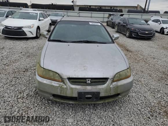 1999 Honda Accord LX z VIN 1HGCG3247XA027860, wystawiony jako Copart lot #73058584 z przebiegiem Nie podano mil oraz Czysty tytuł • Clean title. Historia ofert i sprzedaży dostępna na DreamBid. Obrazek 5.