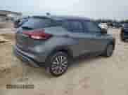 2024 Nissan Kicks SV z VIN 3N1CP5CV9RL473332, wystawiony jako Copart lot #64611975 z przebiegiem 57 693 mil mil oraz Szkoda całkowita • Salvage title. Historia ofert i sprzedaży dostępna na DreamBid. Obrazek 3.