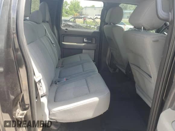 2014 Ford F-150 XL z VIN 1FTFW1ET6EKD44767, wystawiony jako Copart lot #84024615 z przebiegiem 270 187 mil mil oraz Szkoda całkowita • Salvage title. Historia ofert i sprzedaży dostępna na DreamBid. Obrazek 10.