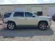 2015 Chevrolet Tahoe LT с VIN 1GNSCBKC9FR241912, выставлен на аукционе IAAI как лот 42571879 с пробегом 264 917 миль миль и . История ставок и продаж доступна на DreamBid. Изображение 13.
