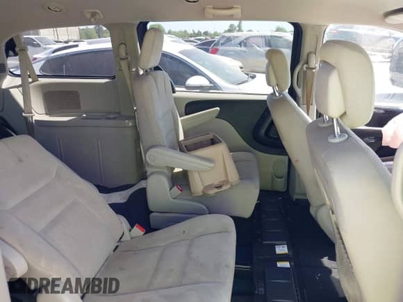 2019 Dodge Grand Caravan SE 35th Anniversary Edition с VIN 2C4RDGBG7KR585053, выставлен на аукционе IAAI как лот 42003846 с пробегом 142 130 миль миль и . История ставок и продаж доступна на DreamBid. Изображение 8.