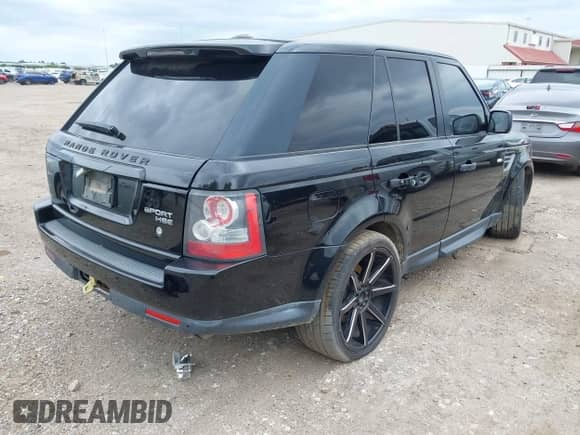 2010 Land Rover Range Rover Sport HSE with VIN SALSF2D44AA223999, listed as a IAAI auction lot 42172188 with 212,259 mi miles and . Bid and sale history available at DreamBid. Image 4.