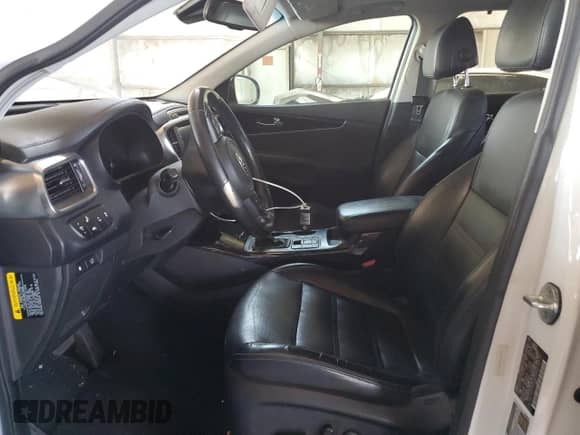 2017 Kia Sorento EX with VIN 5XYPH4A54HG306410, listed as a Copart auction lot 83945255 with 140,754 mi miles and Salvage title. Bid and sale history available at DreamBid. Image 7.