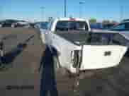 2017 Toyota Tacoma SR5 z VIN 5TFRZ5CN2HX039404, wystawiony jako IAAI lot #41818111 z przebiegiem 107 779 mil mil oraz . Historia ofert i sprzedaży dostępna na DreamBid. Obrazek 3.