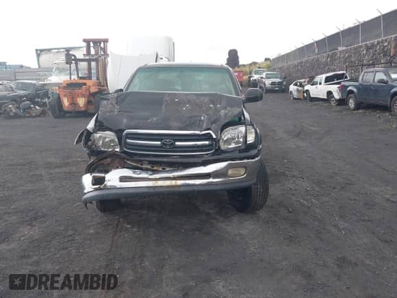 2001 Toyota Tundra Limited z VIN 5TBBT48131S129314, wystawiony jako IAAI lot #42419214 z przebiegiem 169 024 mil mil oraz . Historia ofert i sprzedaży dostępna na DreamBid. Obrazek 12.