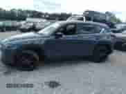 2025 Mazda CX-5 S Carbon Edition z VIN JM3KFBCM2S0682536, wystawiony jako IAAI lot #43105577 z przebiegiem 3 871 mil mil oraz . Historia ofert i sprzedaży dostępna na DreamBid. Obrazek 14.