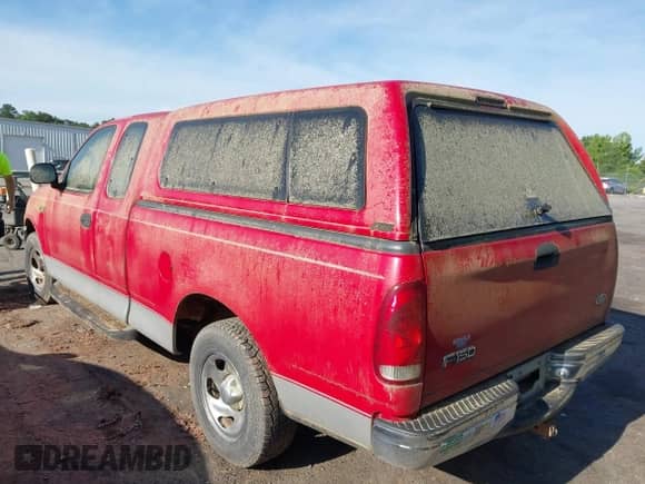 1998 Ford F-150 with VIN 1FTZX1728WNB94109, listed as a IAAI auction lot 42257440 with 189,181 mi miles and . Bid and sale history available at DreamBid. Image 3.