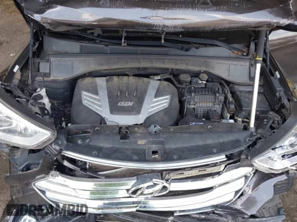 2016 Hyundai Santa Fe SE with VIN KM8SMDHFXGU154677, listed as a IAAI auction lot 42573713 with 173,434 mi miles and . Bid and sale history available at DreamBid. Image 10.