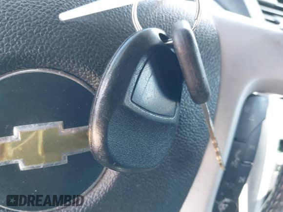 2012 Chevrolet Traverse 1LT z VIN 1GNKVGED6CJ279488, wystawiony jako IAAI lot #43546395 z przebiegiem 189 591 mil mil oraz . Historia ofert i sprzedaży dostępna na DreamBid. Obrazek 11.