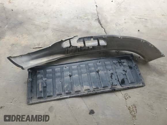 2003 Ford F-150 XL с VIN 1FTRF17W83NA39609, выставлен на аукционе Copart как лот 67613565 с пробегом Не указан миль и Списание • Salvage title. История ставок и продаж доступна на DreamBid. Изображение 12.