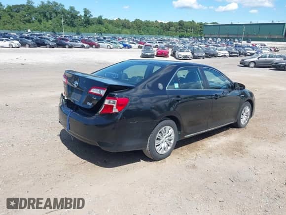 2014 Toyota Camry LE с VIN 4T1BD1FK2EU132653, выставлен на аукционе IAAI как лот 43098010 с пробегом 265 804 миль миль и . История ставок и продаж доступна на DreamBid. Изображение 4.