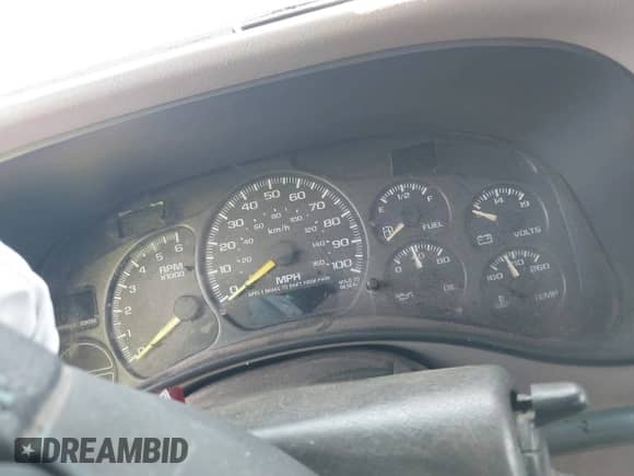 2000 GMC Sierra 1500 SLE z VIN 1GTEC19T4YZ292226, wystawiony jako IAAI lot #42989644 z przebiegiem Nie podano mil oraz . Historia ofert i sprzedaży dostępna na DreamBid. Obrazek 7.