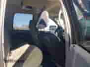 2006 Dodge 1500 SLT z VIN 1D7HU18266J185246, wystawiony jako IAAI lot #41806429 z przebiegiem 183 679 mil mil oraz . Historia ofert i sprzedaży dostępna na DreamBid. Obrazek 8.