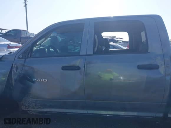 2011 Ram 1500 ST с VIN 1D7RB1CP9BS515480, выставлен на аукционе IAAI как лот 42659040 с пробегом 253 819 миль миль и . История ставок и продаж доступна на DreamBid. Изображение 15.