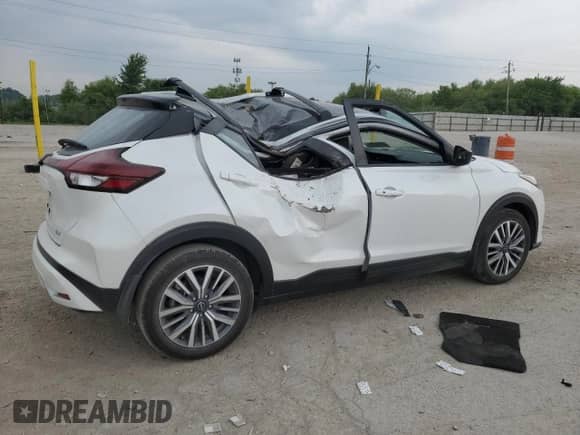2024 Nissan Kicks SV with VIN 3N1CP5CV6RL546480, listed as a Copart auction lot 60366325 with 13,664 mi miles and Salvage title. Bid and sale history available at DreamBid. Image 3.
