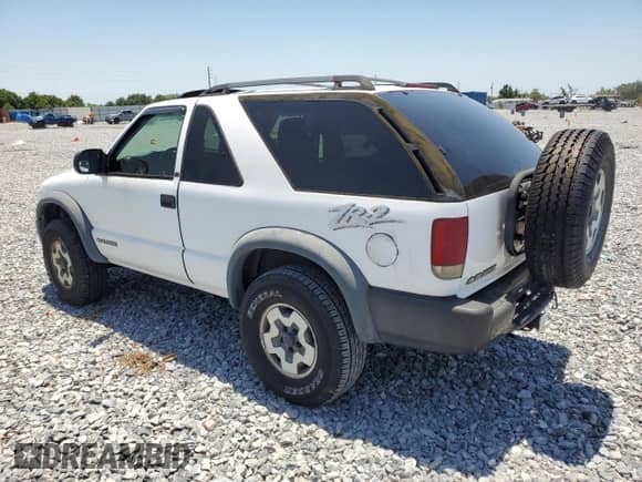 2002 Chevrolet Blazer LS with VIN 1GNCT18W62K174429, listed as a Copart auction lot 65730565 with 179,630 mi miles and Non repairable. Bid and sale history available at DreamBid. Image 2.