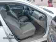 2005 Toyota Camry LE с VIN 4T1BE32K25U029733, выставлен на аукционе IAAI как лот 42763500 с пробегом 237 173 миль миль и . История ставок и продаж доступна на DreamBid. Изображение 5.