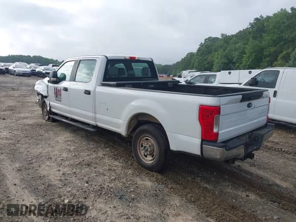 2019 Ford F-250 XL with VIN 1FT7W2A64KEF09039, listed as a IAAI auction lot 42276282 with 168,341 mi miles and . Bid and sale history available at DreamBid. Image 3.