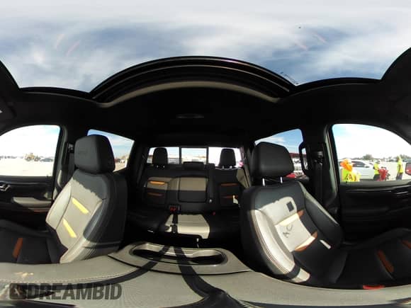 2023 GMC Sierra 1500 AT4 с VIN 1GTUUEEL3PZ192722, выставлен на аукционе IAAI как лот 41656902 с пробегом 24 206 миль миль и . История ставок и продаж доступна на DreamBid. Изображение 19.