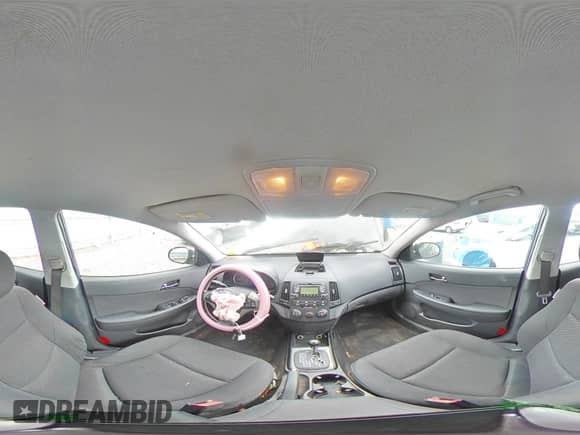 2009 Hyundai Elantra Touring с VIN KMHDC86E19U039465, выставлен на аукционе Copart как лот 80396685 с пробегом 135 311 миль миль и Списание • Salvage title. История ставок и продаж доступна на DreamBid. Изображение 14.