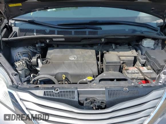 2014 Toyota Sienna XLE с VIN 5TDYK3DC7ES415582, выставлен на аукционе IAAI как лот 42871649 с пробегом 141 152 миль миль и . История ставок и продаж доступна на DreamBid. Изображение 10.