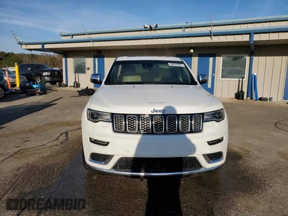 2020 Jeep Grand Cherokee Summit z VIN 1C4RJFJG8LC370358, wystawiony jako Copart lot #45652485 z przebiegiem 62 529 mil mil oraz Szkoda całkowita • Salvage title. Historia ofert i sprzedaży dostępna na DreamBid. Obrazek 5.