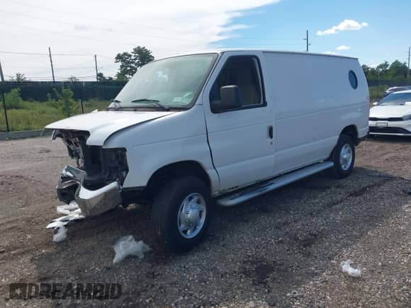 2012 Ford Econoline Cargo Recreational с VIN 1FTNE2EW9CDA72795, выставлен на аукционе IAAI как лот 43179605 с пробегом 108 872 миль миль и . История ставок и продаж доступна на DreamBid. Изображение 2.