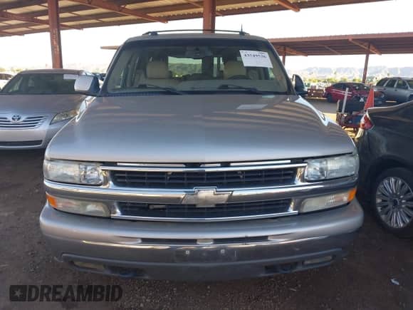 2004 Chevrolet Suburban LS z VIN 3GNFK16ZX4G297299, wystawiony jako IAAI lot #43549526 z przebiegiem 339 572 mil mil oraz . Historia ofert i sprzedaży dostępna na DreamBid. Obrazek 6.