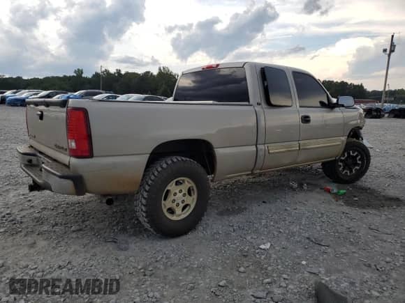 2004 Chevrolet Silverado 1500 LT с VIN 1GCEC19T74E387431, выставлен на аукционе Copart как лот 69265645 с пробегом 283 525 миль миль и Списание • Salvage title. История ставок и продаж доступна на DreamBid. Изображение 3.