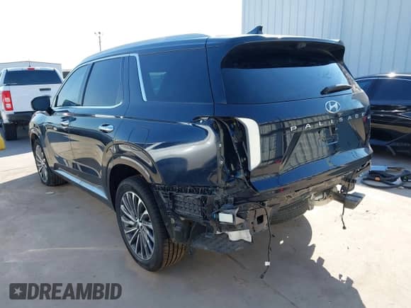 2024 Hyundai Palisade Calligraphy с VIN KM8R7DGE3RU651720, выставлен на аукционе IAAI как лот 43084050 с пробегом 27 661 миль миль и . История ставок и продаж доступна на DreamBid. Изображение 3.