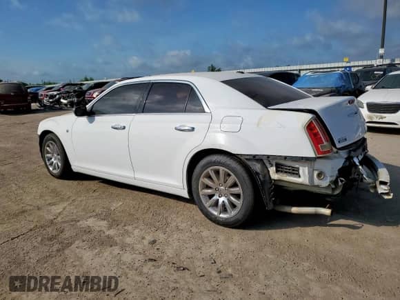 2013 Chrysler 300 C с VIN 2C3CCAETXDH661618, выставлен на аукционе Copart как лот 62320905 с пробегом 129 094 миль миль и Списание • Salvage title. История ставок и продаж доступна на DreamBid. Изображение 2.