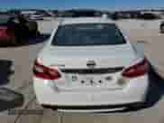 2016 Nissan Altima S z VIN 1N4AL3AP8GN351377, wystawiony jako Copart lot #89650445 z przebiegiem 104 690 mil mil oraz Szkoda całkowita • Salvage title. Historia ofert i sprzedaży dostępna na DreamBid. Obrazek 6.