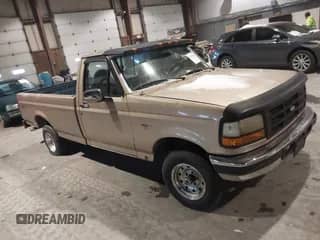 1996 Ford F-150 z VIN 1FTEF14YXTLA94532, wystawiony jako IAAI lot #42358426 z przebiegiem Nie podano mil oraz . Historia ofert i sprzedaży dostępna na DreamBid. Obrazek 1.