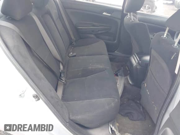 2009 Honda Accord EX z VIN 1HGCP36779A040874, wystawiony jako IAAI lot #42394631 z przebiegiem 246 713 mil mil oraz . Historia ofert i sprzedaży dostępna na DreamBid. Obrazek 8.