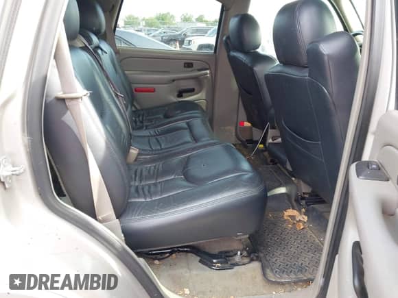 2005 Chevrolet Tahoe Commercial с VIN 1GNEK13Z65J242106, выставлен на аукционе IAAI как лот 42304673 с пробегом 278 390 миль миль и . История ставок и продаж доступна на DreamBid. Изображение 8.