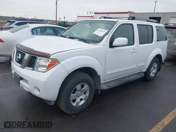 2005 Nissan Pathfinder LE with VIN 5N1AR18U45C779511, listed as a IAAI auction lot 41251437 with 170,728 mi miles and . Bid and sale history available at DreamBid. Image 2.