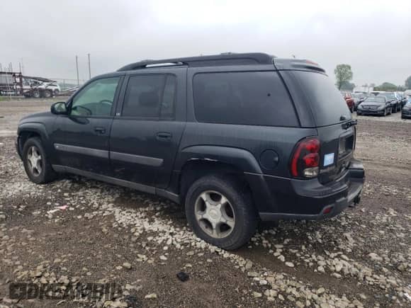 2004 Chevrolet TrailBlazer EXT LS with VIN 1GNET16S646207689, listed as a Copart auction lot 66167165 with 267,090 mi miles and Clean title. Bid and sale history available at DreamBid. Image 2.