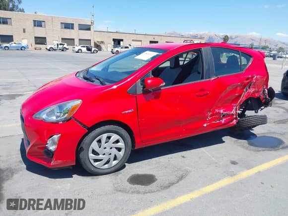 2015 Toyota Prius One z VIN JTDKDTB3XF1114578, wystawiony jako IAAI lot #42831122 z przebiegiem 52 053 mil mil oraz . Historia ofert i sprzedaży dostępna na DreamBid. Obrazek 2.