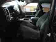 2019 Ram 1500 Big Horn z VIN 1C6RR7LT6KS569624, wystawiony jako Copart lot #65964565 z przebiegiem 144 673 mil mil oraz Czysty tytuł • Clean title. Historia ofert i sprzedaży dostępna na DreamBid. Obrazek 7.