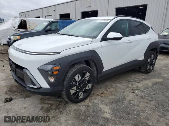 2024 Hyundai Kona SEL with VIN KM8HCCAB1RU159817, listed as a Copart auction lot 71210074 with 4,957 mi miles and Non repairable. Bid and sale history available at DreamBid. Image 1.