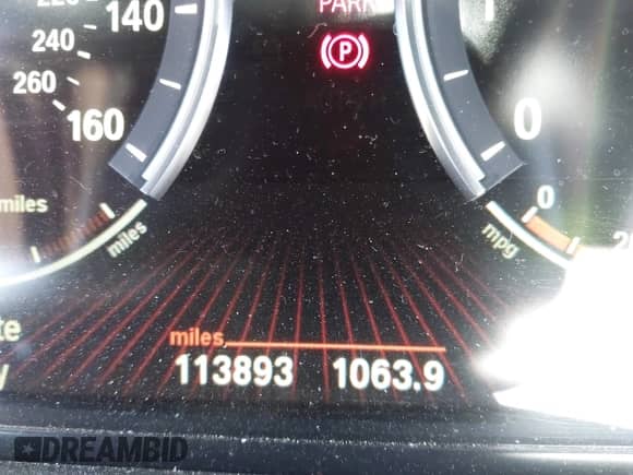 2011 BMW 7 Series 750Li with VIN WBAKB8C5XBCY64531, listed as a IAAI auction lot 42350009 with 113,893 mi miles and . Bid and sale history available at DreamBid. Image 15.