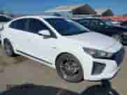 2019 Hyundai Ioniq SEL с VIN KMHC75LCXKU105955, выставлен на аукционе IAAI как лот 43182805 с пробегом 88 579 миль миль и . История ставок и продаж доступна на DreamBid. Изображение 1.